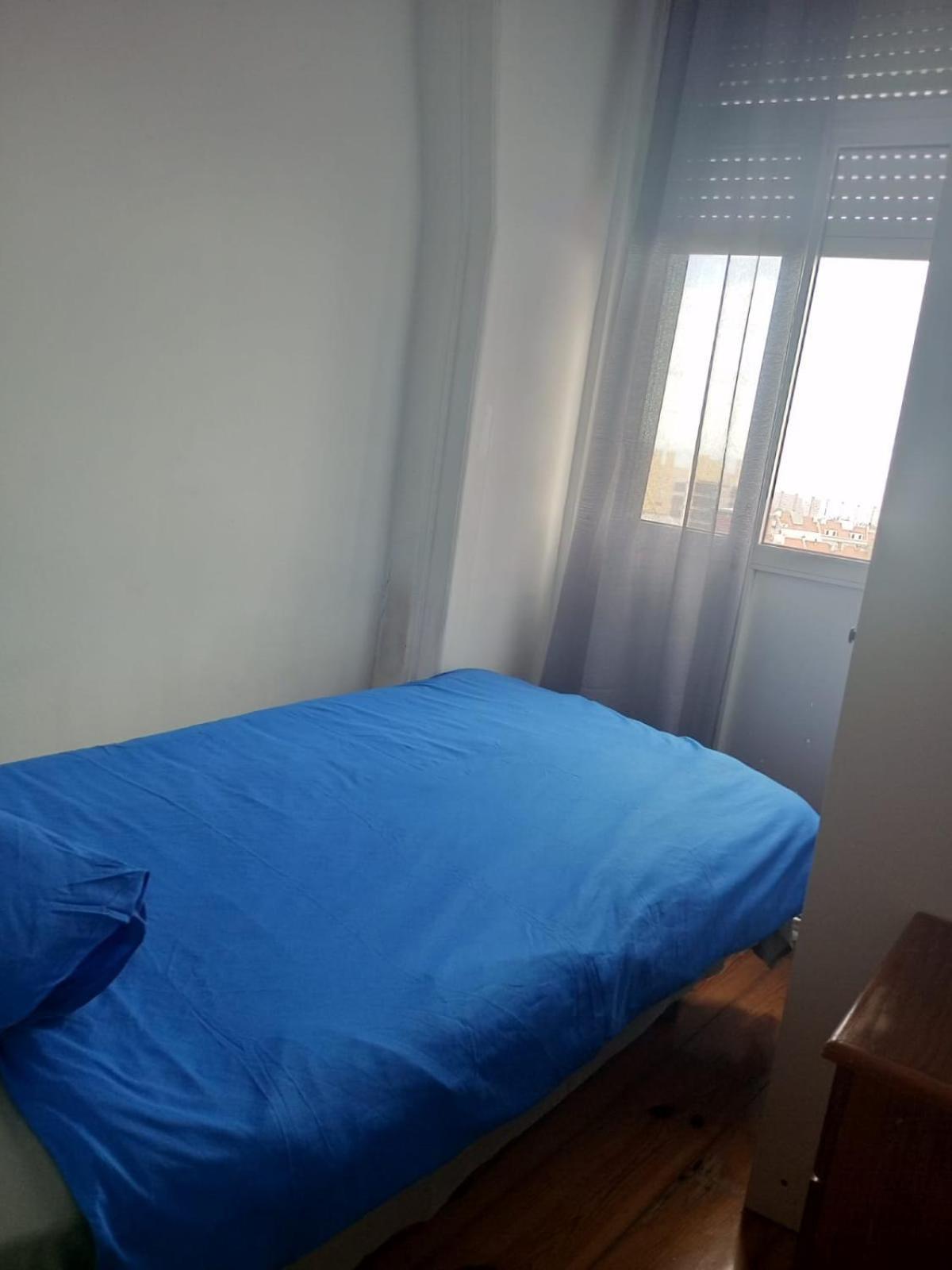 Small Single Room,1662441901:JPEG